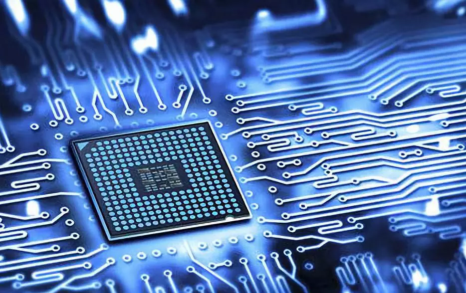 飞行员因病停飞向保险公司理赔遭拒 法院一审判决保险公司全额支付保险金220万