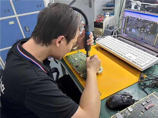 并下令对安世半导体所谓“管理不善”问题展开正式调查