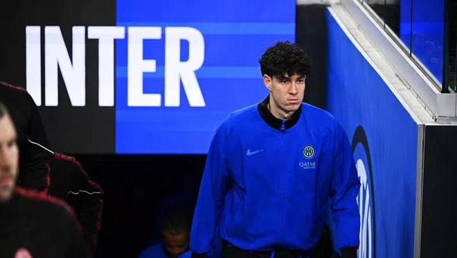 巴斯托尼转会巴萨传闻再起，国米面临核心离队