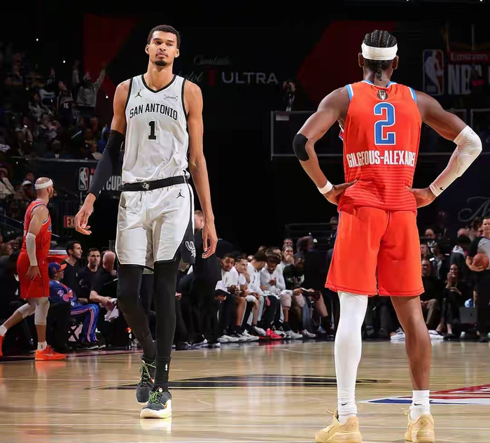 亚历山大43分狂屠湖人，MVP概率飙升至86% 文班亚