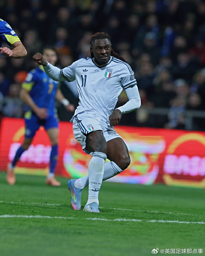 波黑半场0-1落后意大利，10人迎战