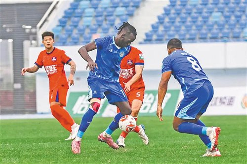 梅州客家点球破门终结两连败 卡位战力克佛山南